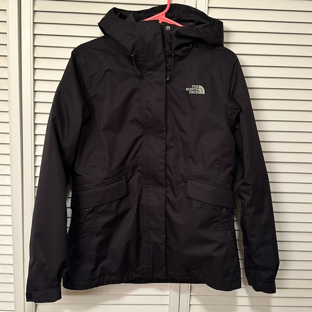 North Face Women's Medium Double Layer Winter Coat Black